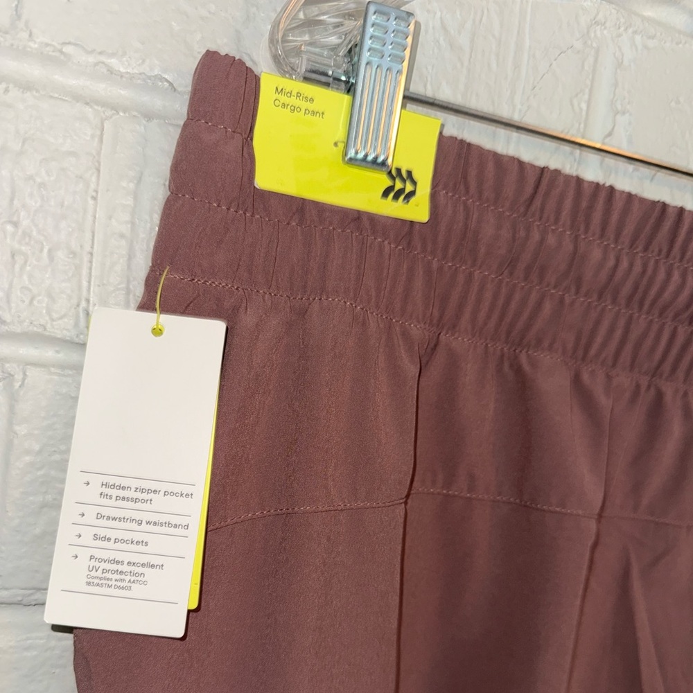 NWT ALL IN MOTION Women's Active Light Mid-Rise Cargo Joggers Sz S & XL ✨ - Picture 6 of 8